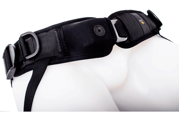 4 point harness with pin relase and ouble adjustable strap