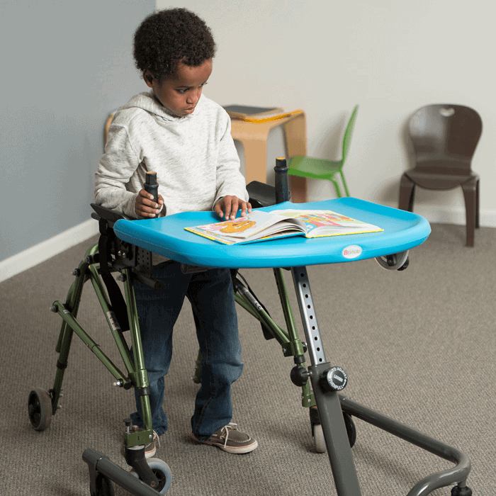 Mobile tray for children in institutions, at home or other flat surfaces